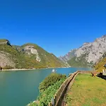 Villa 5 Stinet Koman