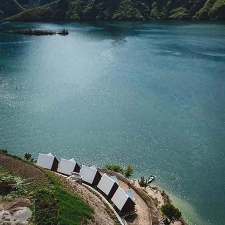 Villa 5 Stinet Koman