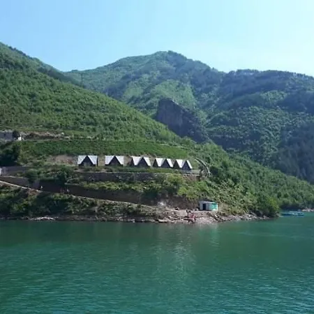 Vila 5 Stinet