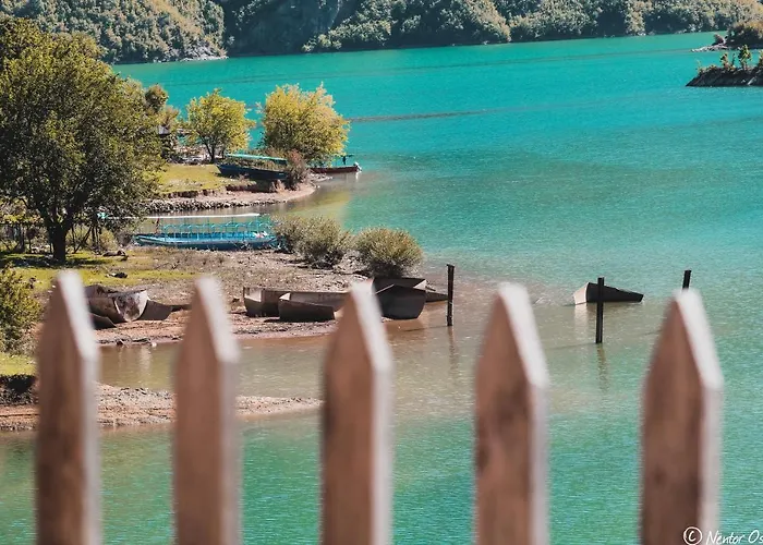 别墅 5 Stinet Koman