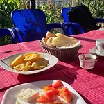 5 Stinet Koman