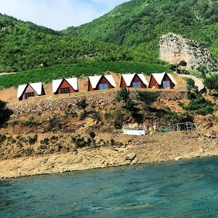 Villa 5 Stinet Koman